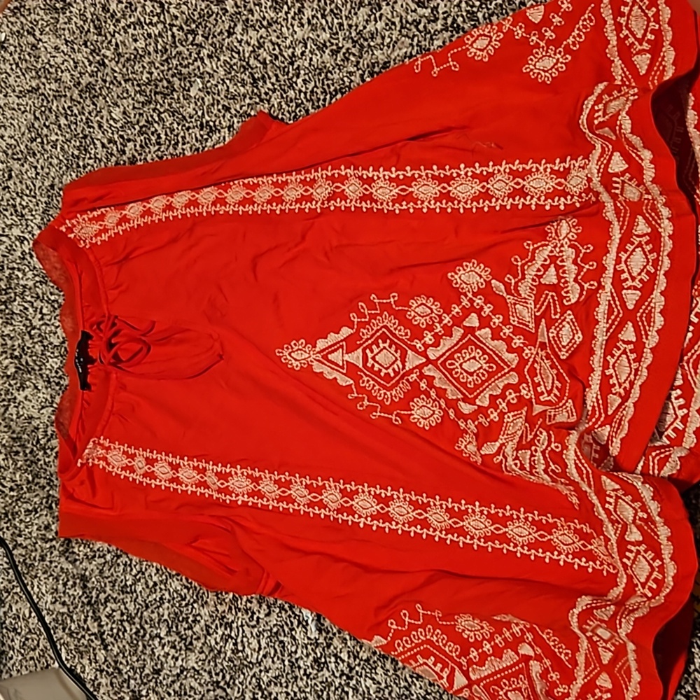 Red and white ,miss me, tank top. Women's size Small. Fun summer top.